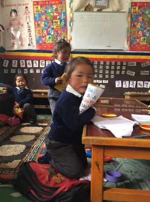 schooltje in tibetaans vluchtelingenkamp