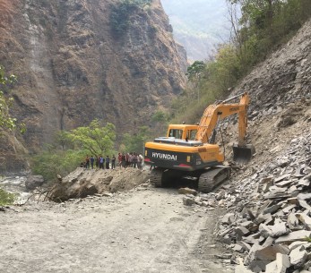 De weg naar Pokhara is weg