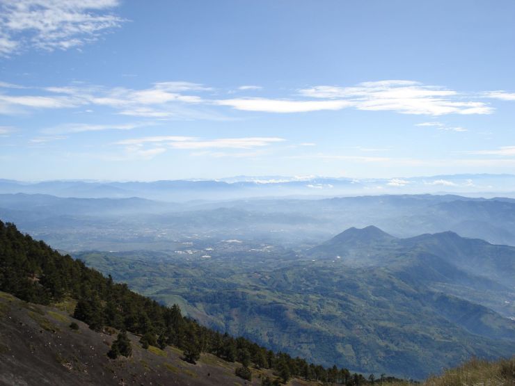 guatemala klim acatenango vulkaan